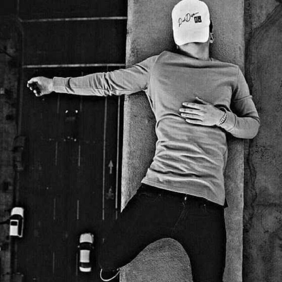 دانلود آهنگ زمین خاکی پیشرو حصین امیر تتلو خلوت صادق هیچکس از فارس ترانه